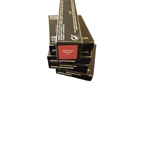 NARS Powermatte Long-Lasting Lipstick-AMERICAN WOMAN - Picture 8 of 9